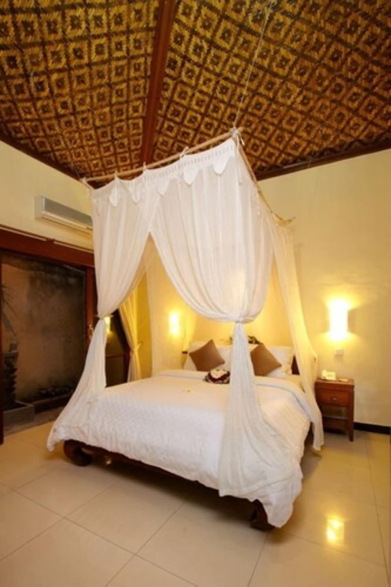 Putu Bali And Hotel 3*