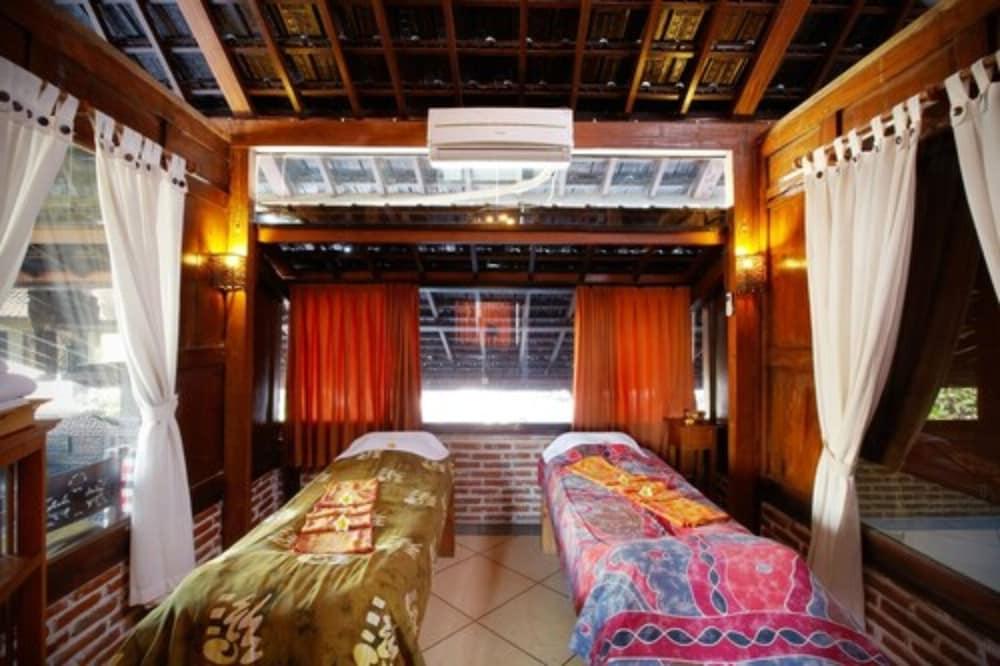 Hotel Putu Bali And 3*