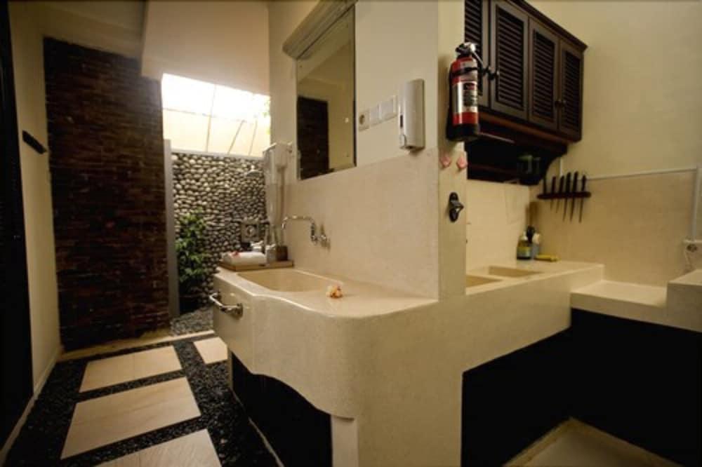 Putu Bali And 3* Seminyak (Bali)