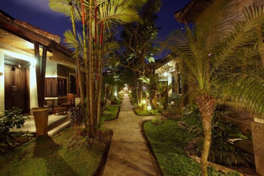 Hotel Putu Bali And